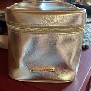 Brand new Michael KORS makeup bag